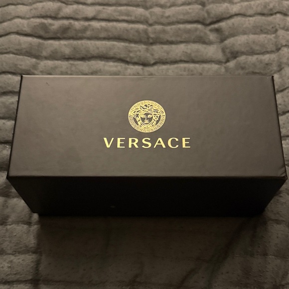 Versace Black Square Women's Sunglasses with Dark Lenses - Picture 8 of 10